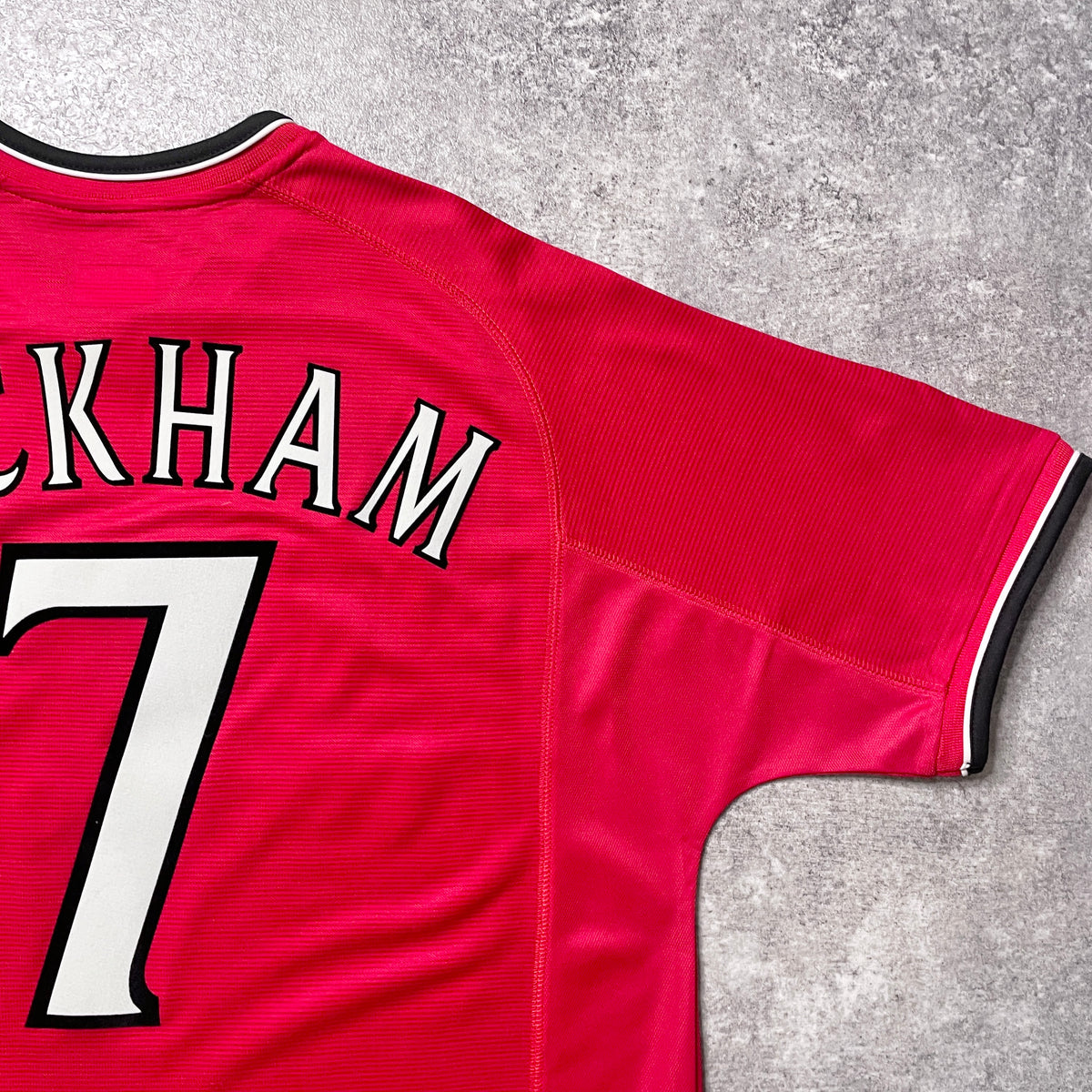 【正規品2000-2001 Umbro Manchester united home Beckham #7】