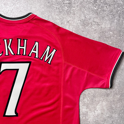 【正規品2000-2001 Umbro Manchester united home Beckham #7】