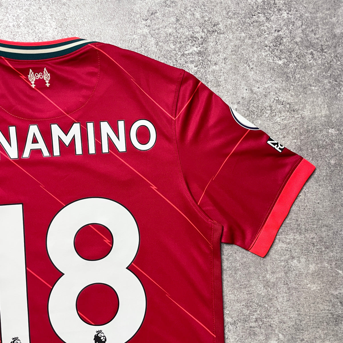 【正規品2021-2022 NIKE Liverpool home MINAMINO #18】