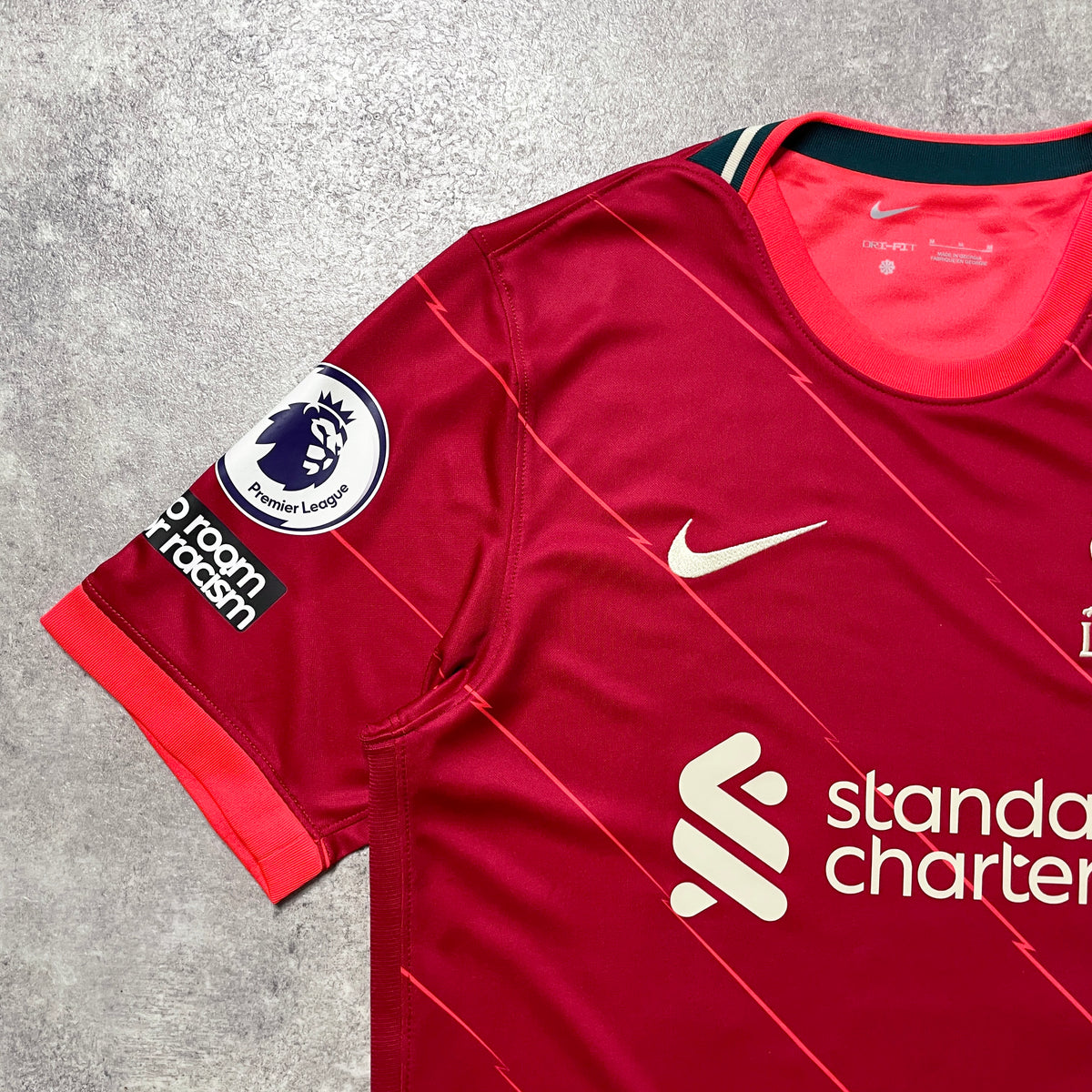 【正規品2021-2022 NIKE Liverpool home MINAMINO #18】