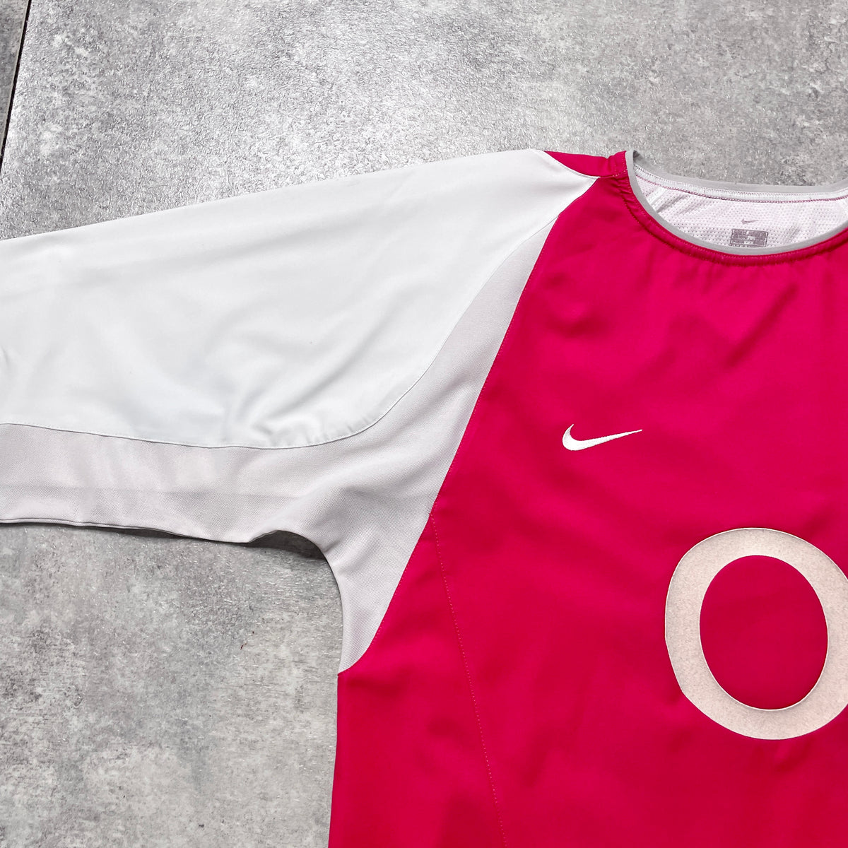 【正規選手支給2002-2004 NIKE Arsenal home L/S BERGKAMP #10】