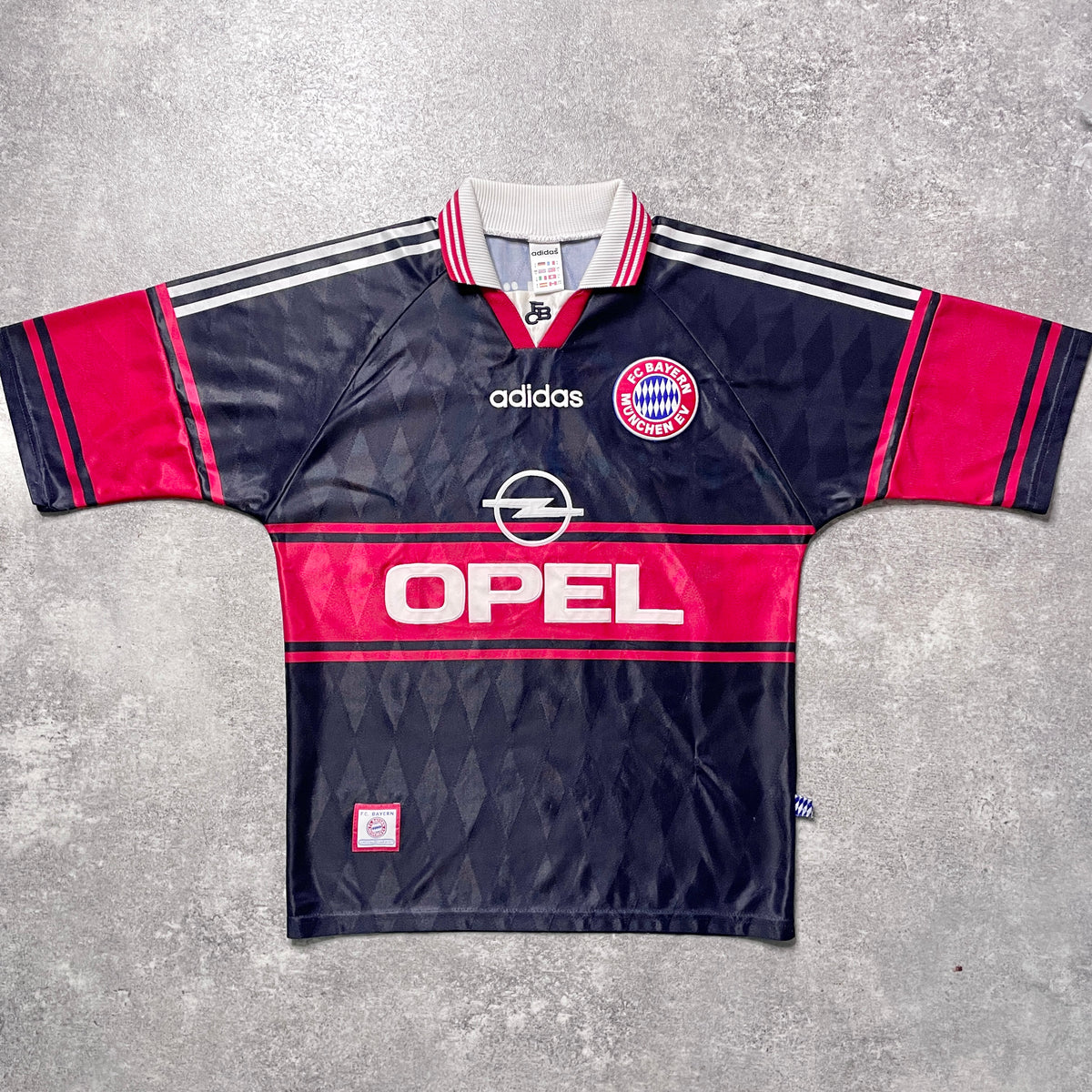 【正規品1997-1999 adidas Bayern München home ELBER #9】