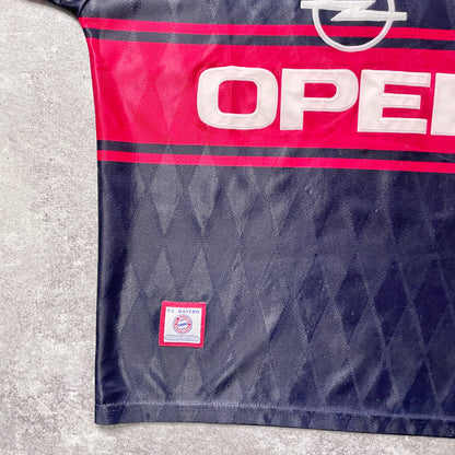 【正規品1997-1999 adidas Bayern München home ELBER #9】