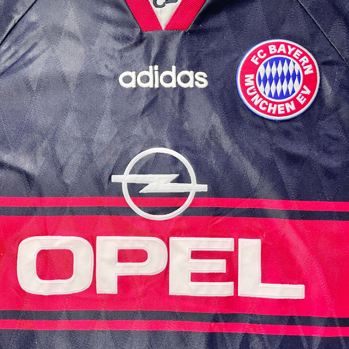 【正規品1997-1999 adidas Bayern München home ELBER #9】
