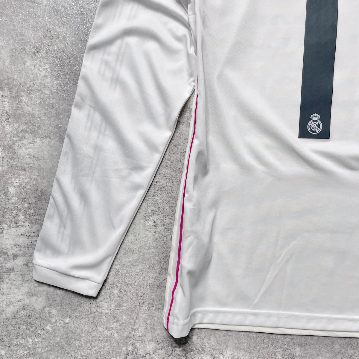 【正規選手支給品2014-2015 adidas Real Madrid home BALE #11】