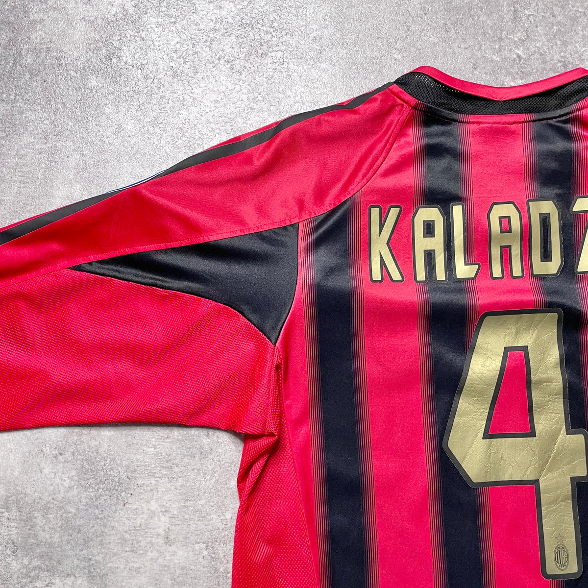 【正規品2004-2005 adidas AC Milan home L/S KALADZE #4】