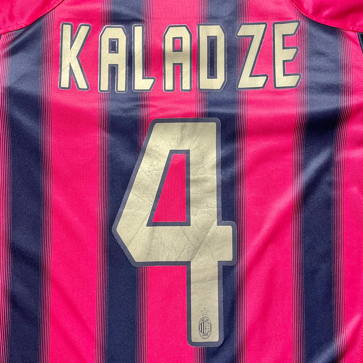 【正規品2004-2005 adidas AC Milan home L/S KALADZE #4】