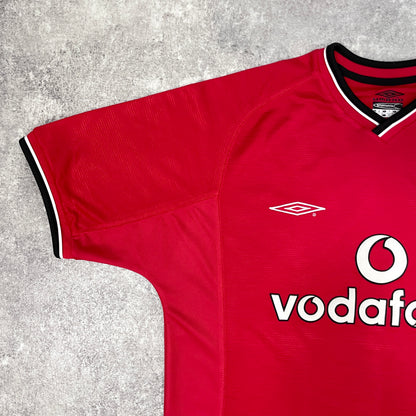 【正規品2000-2001 UMBRO Manchester united home Beckham #7】