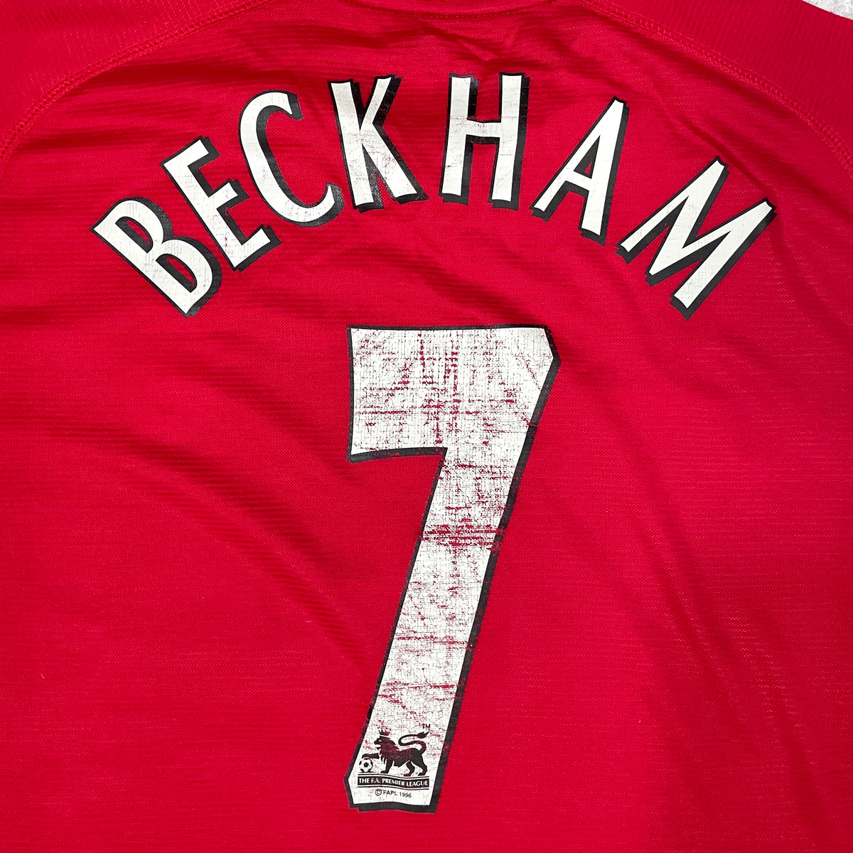 【正規品2000-2001 UMBRO Manchester united home Beckham #7】