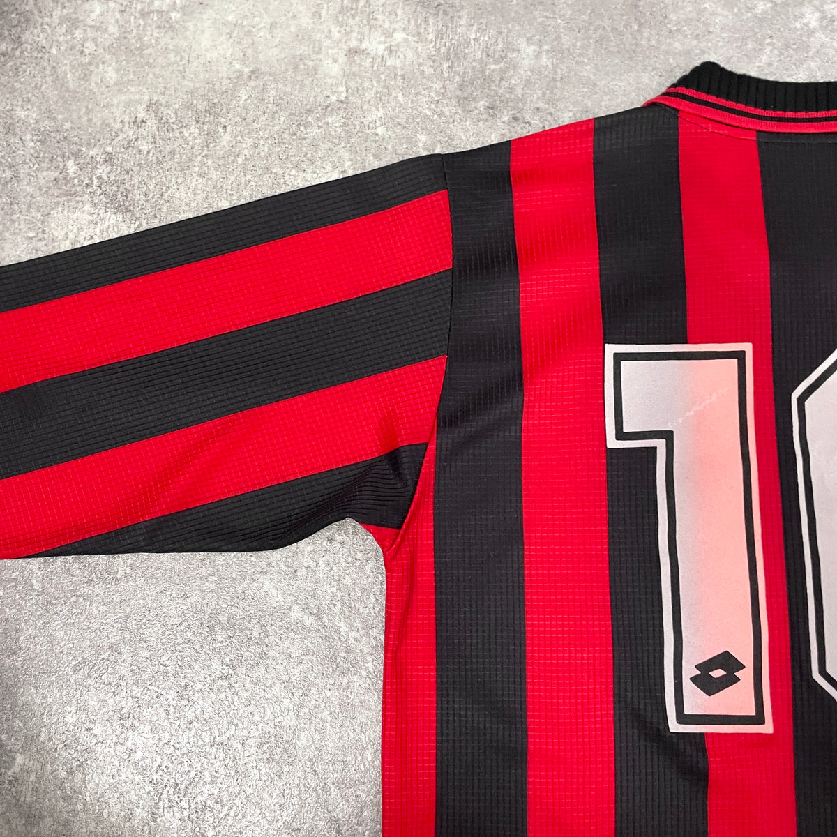 【正規品1997-1998 Lotto AC Milan home L/S #10】