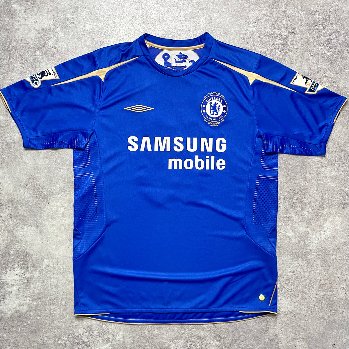 【正規品2005-2006 UMBRO Chelsea home ROBBEN #16】