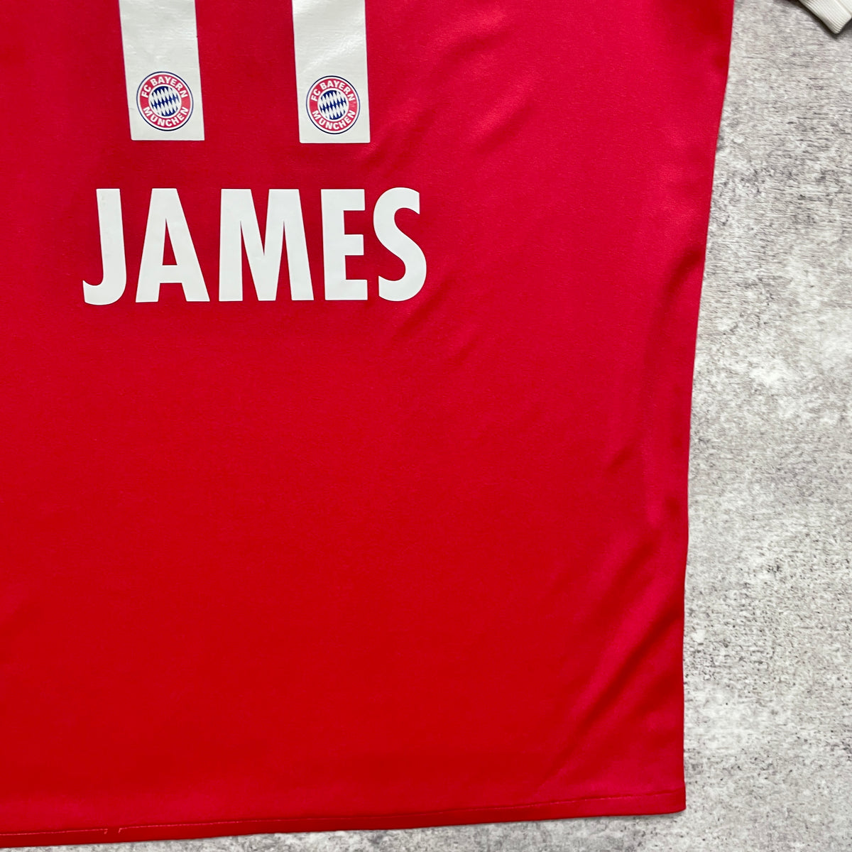 【正規品2017-2018 adidas Bayern München home JAMES #11】