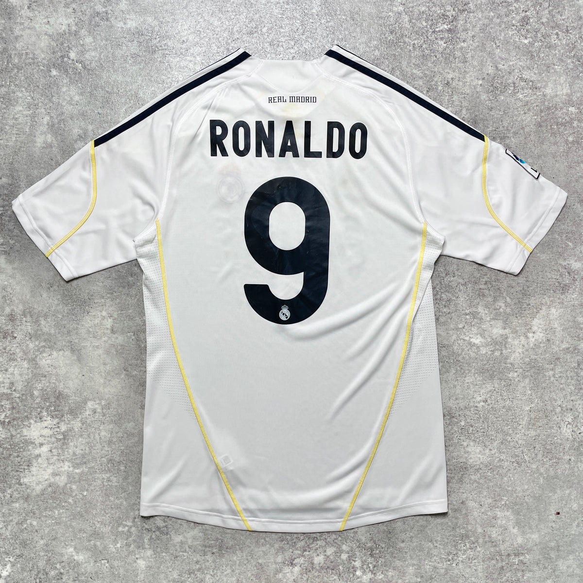 【正規品2009-2010 adidas Real Madrid home RONALDO #9】