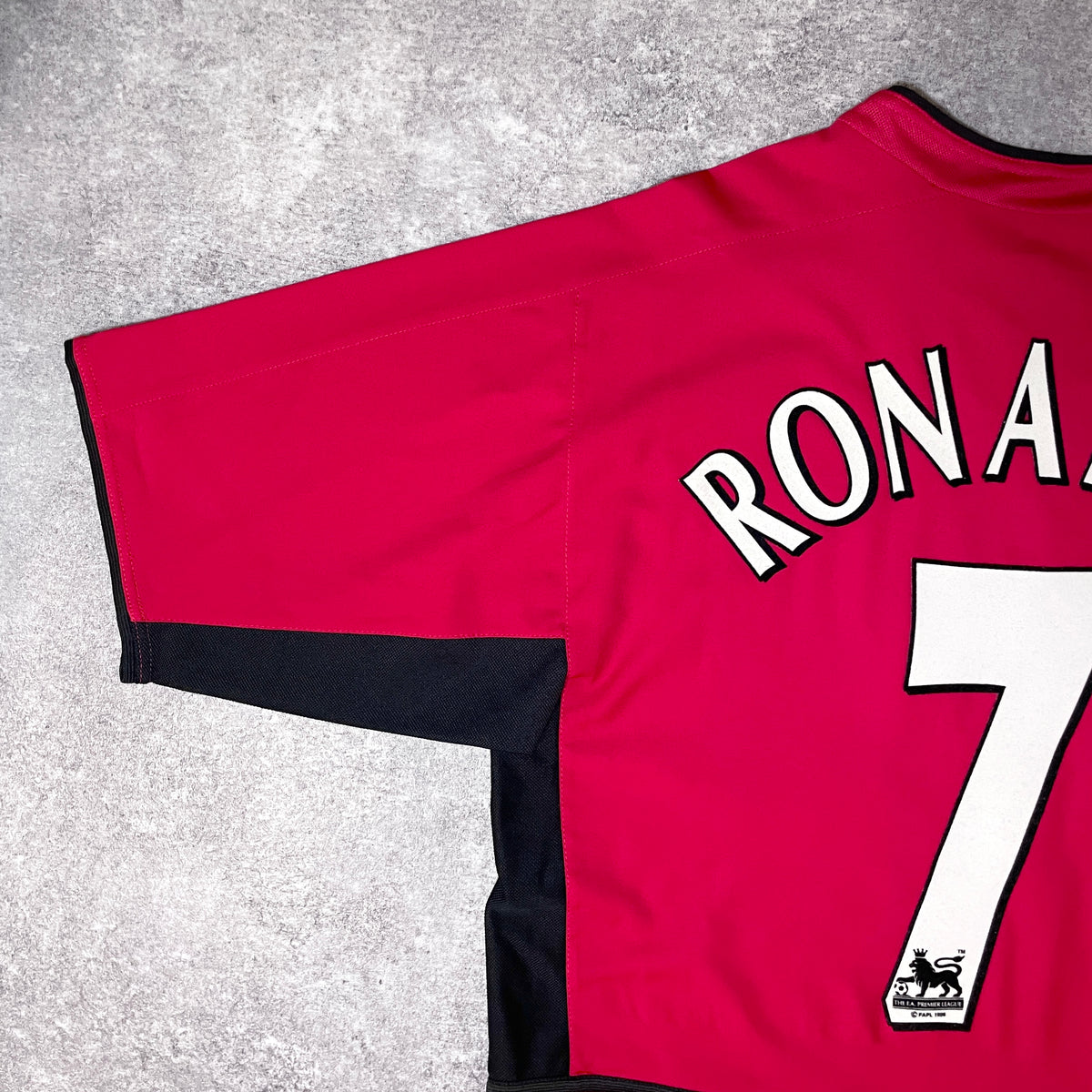 【正規品2002-2004 NIKE Manchester united home RONALDO #7】