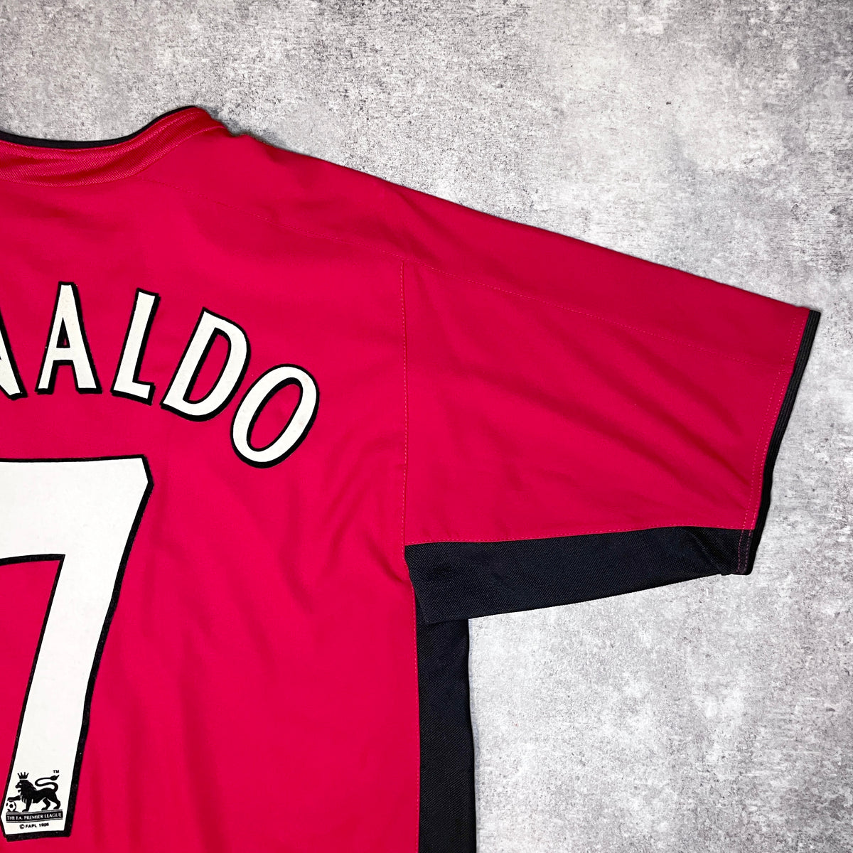 【正規品2002-2004 NIKE Manchester united home RONALDO #7】