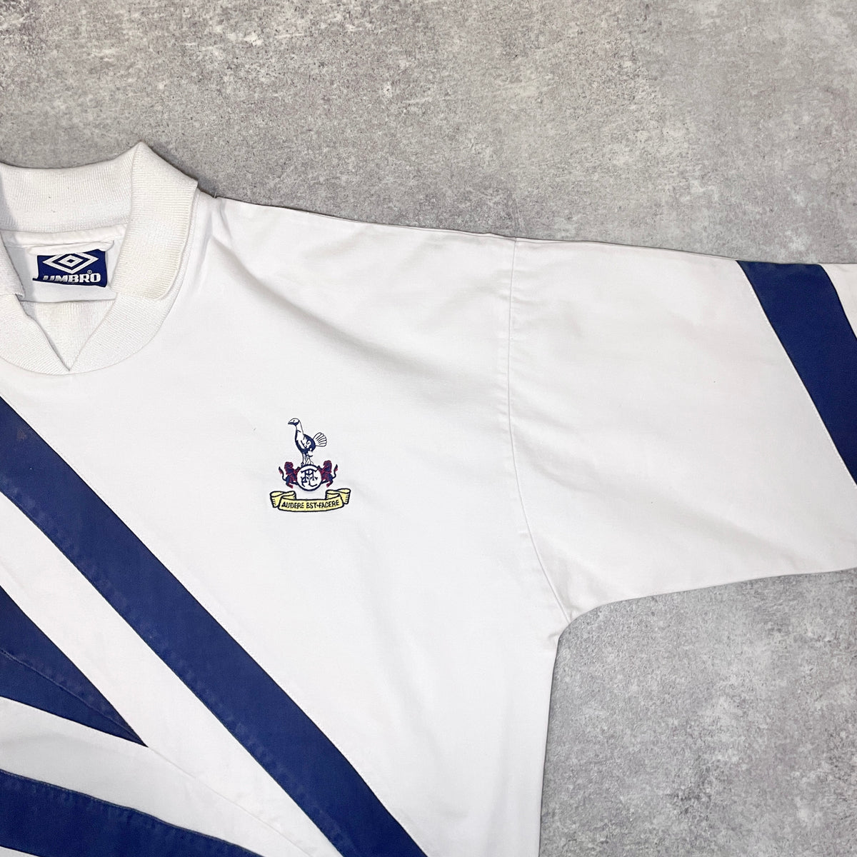 【正規品1991-1993 UMBRO Tottenham drill top】