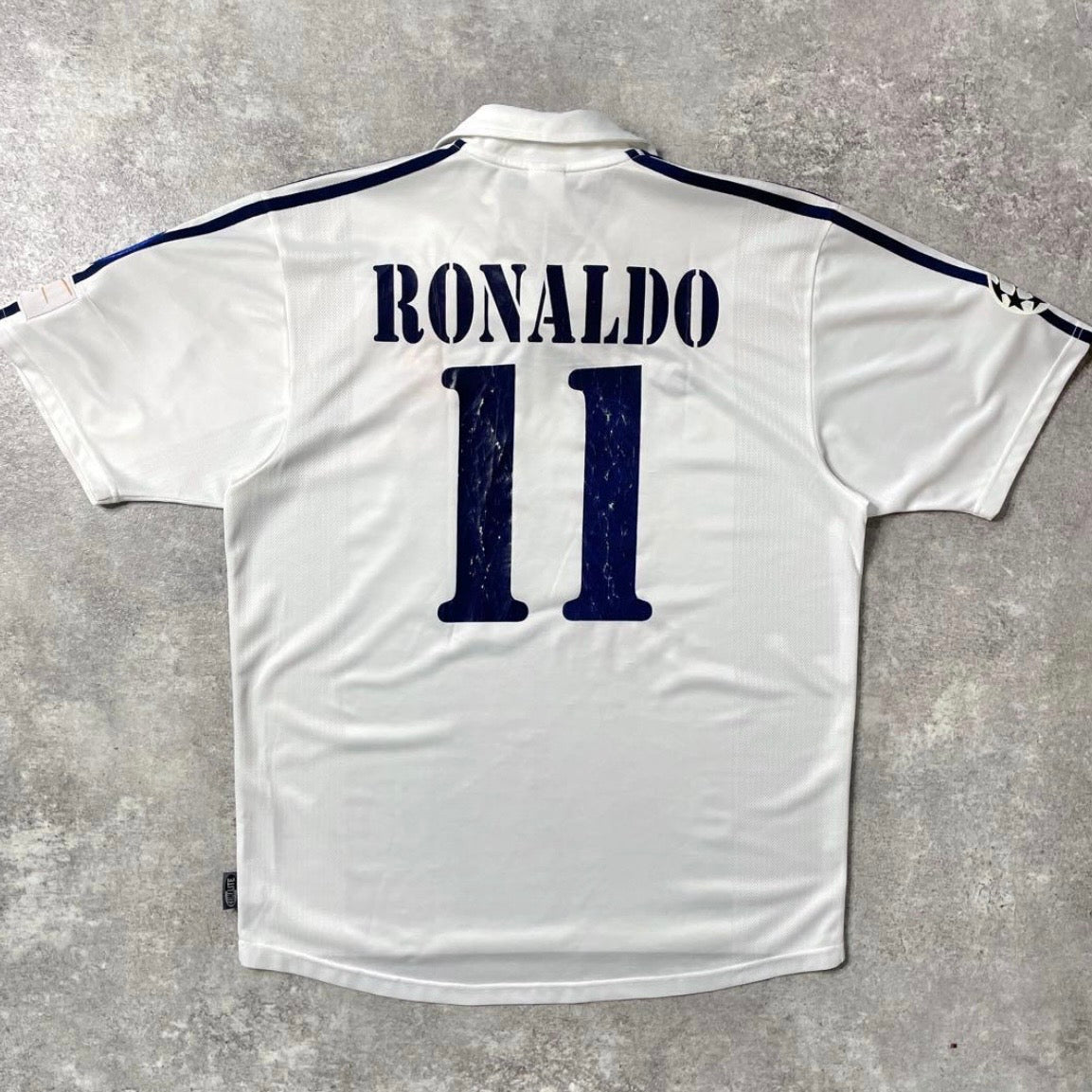 【正規品2002-2003 adidas Real Madrid home RONALDO#11】