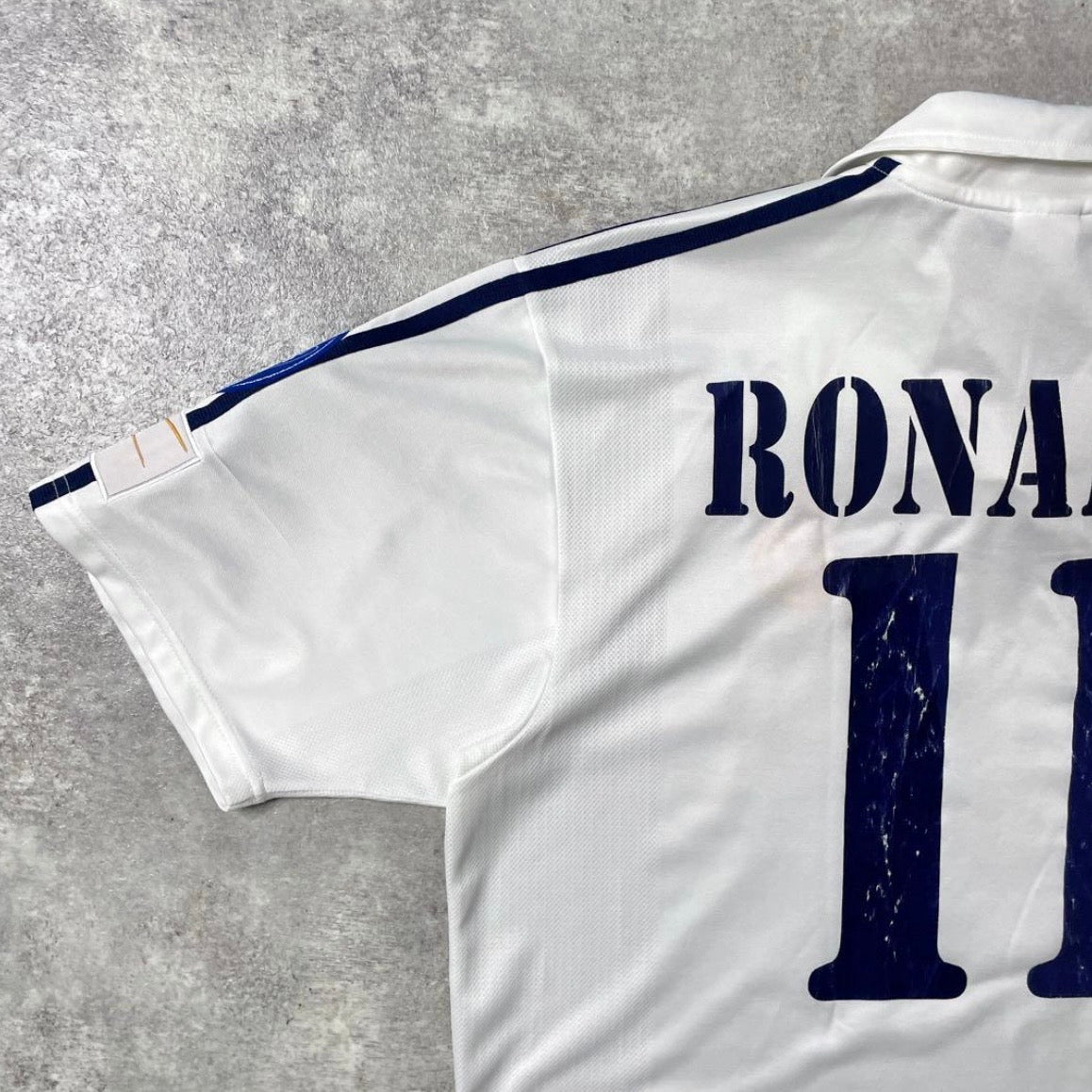 【正規品2002-2003 adidas Real Madrid home RONALDO#11】