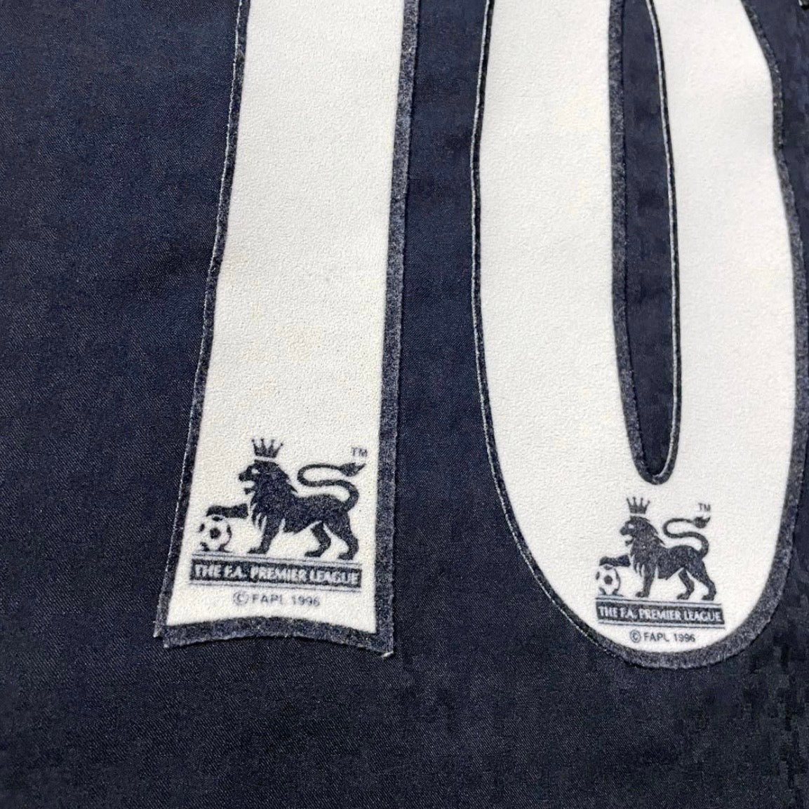 【正規品2003-2005 NIKE Manchester United away V.NISTELROOY #10】