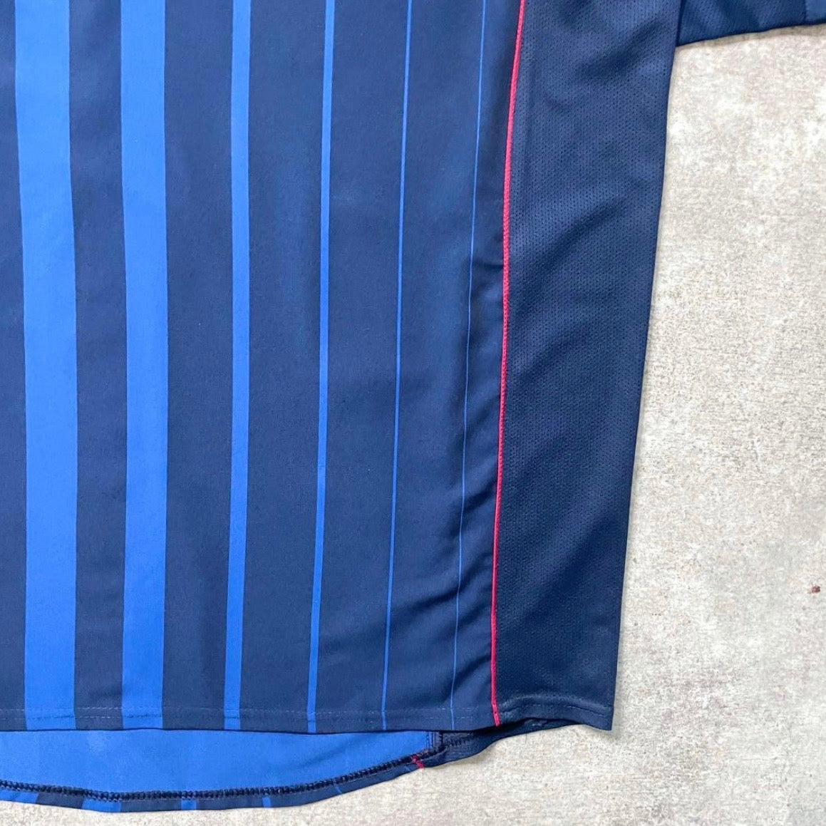 【正規品2004-2005 NIKE FC Barcelona away shirt】