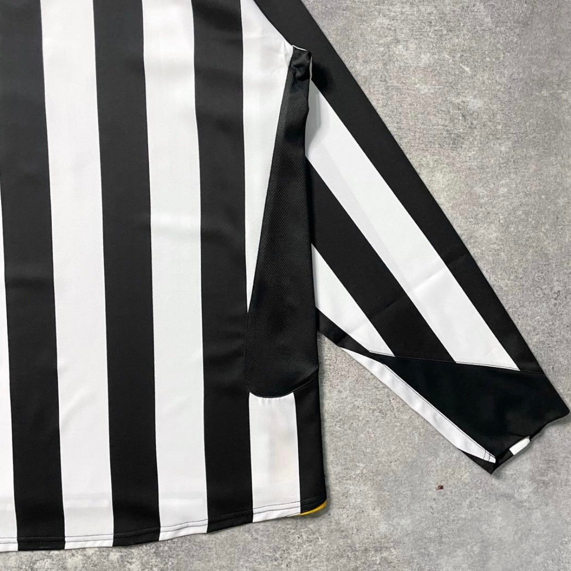 【正規品2005-2006 NIKE Juventus home L/S NEDVED #11】