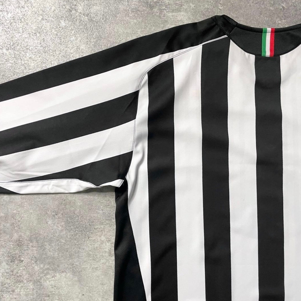 【正規品2005-2006 NIKE Juventus home L/S NEDVED #11】