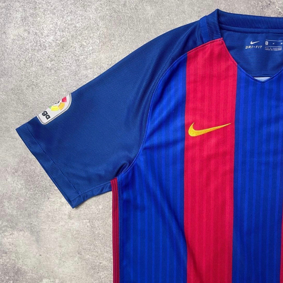 【正規品2016-2017 NIKE Barcelona home Messi #10】