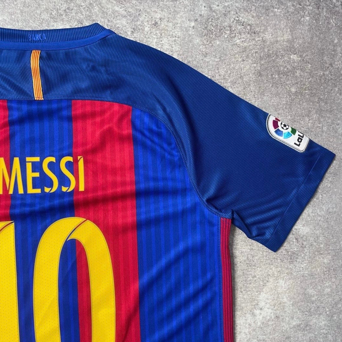 【正規品2016-2017 NIKE Barcelona home Messi #10】