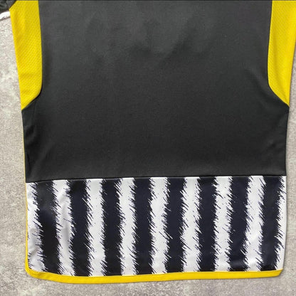 【BNWT正規品2023-2024 adidas Juventus home shirt】