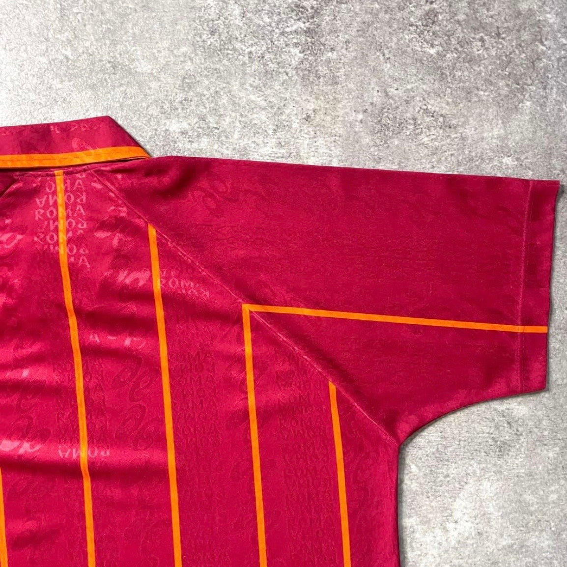 【正規品1996-1997 asics AS Roma home shirt】