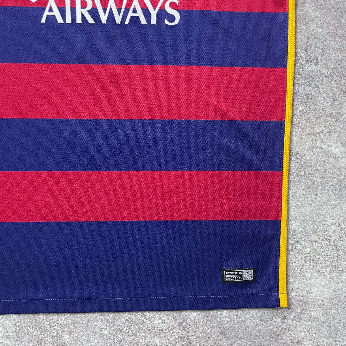 【正規品2015-2016 NIKE Barcelona home SUÁREZ #9】