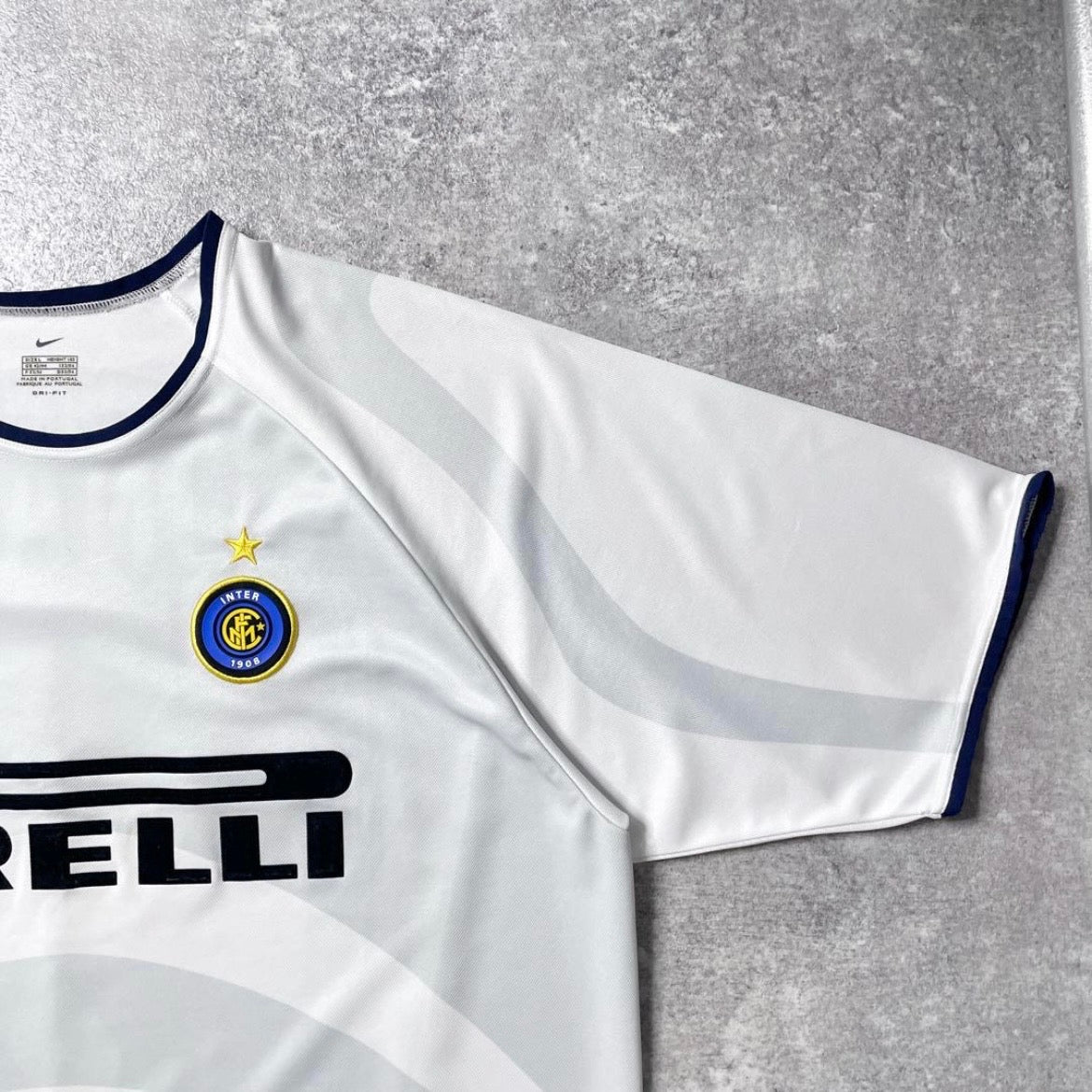 【正規品2001-2002 NIKE Inter away Ronaldo #9】