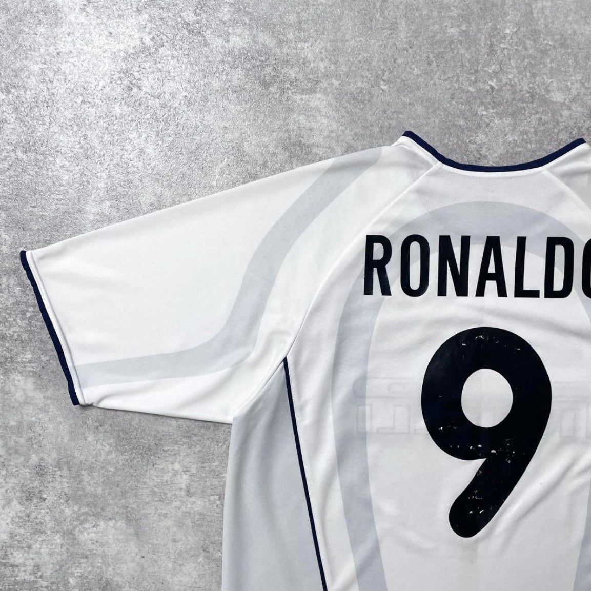【正規品2001-2002 NIKE Inter away Ronaldo #9】