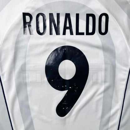 【正規品2001-2002 NIKE Inter away Ronaldo #9】