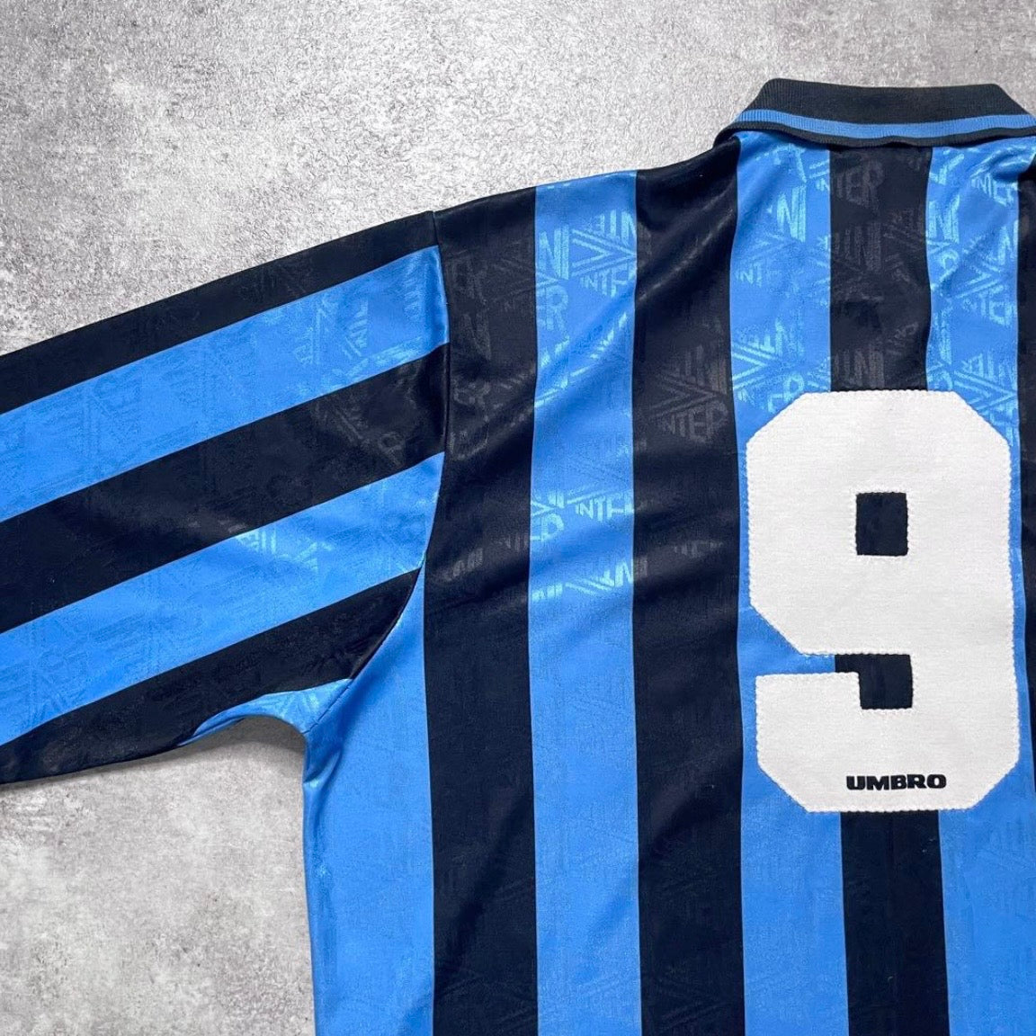 【正規選手支給実使用品1992-1993 Umbro Inter home L/S #9】