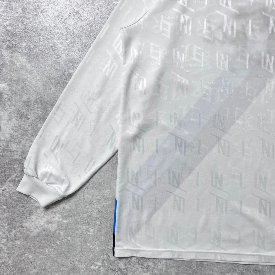 【正規選手支給品1993-1994 Umbro Inter away L/S shirt】