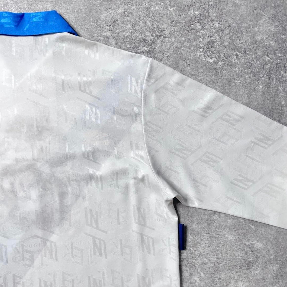 【正規選手支給品1993-1994 Umbro Inter away L/S shirt】
