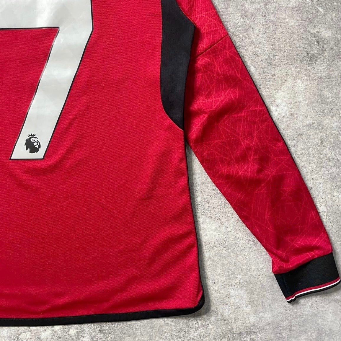 【正規品2023-2024 adidas Manchester United home MOUNT #7】