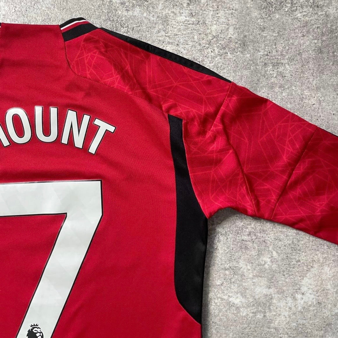 【正規品2023-2024 adidas Manchester United home MOUNT #7】