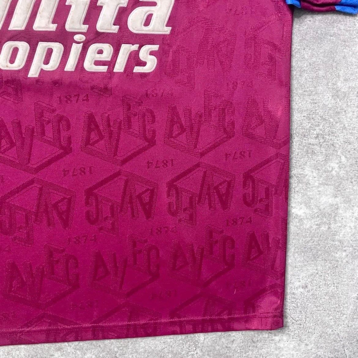 【正規品1992-1993 Umbro Aston Villa home shirt】