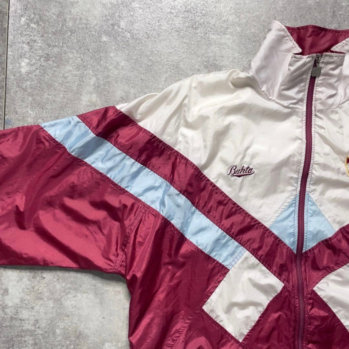 【正規品1990-1992 BUKTA Sevilla nylon trackjacket】