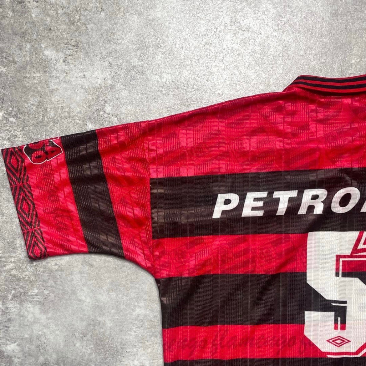 【正規品1995-1996 UMBRO Flamengo 100th Home #5】