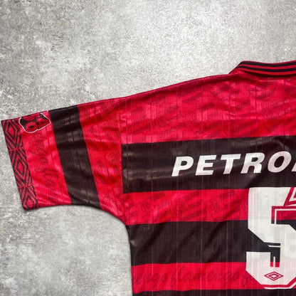 【正規品1995-1996 UMBRO Flamengo 100th Home #5】