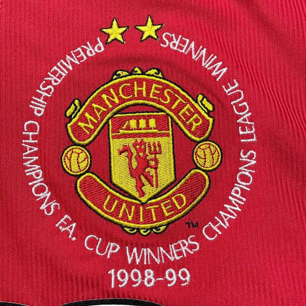 【正規品1998-1999 UMBRO Manchester United home treble Beckham#7】