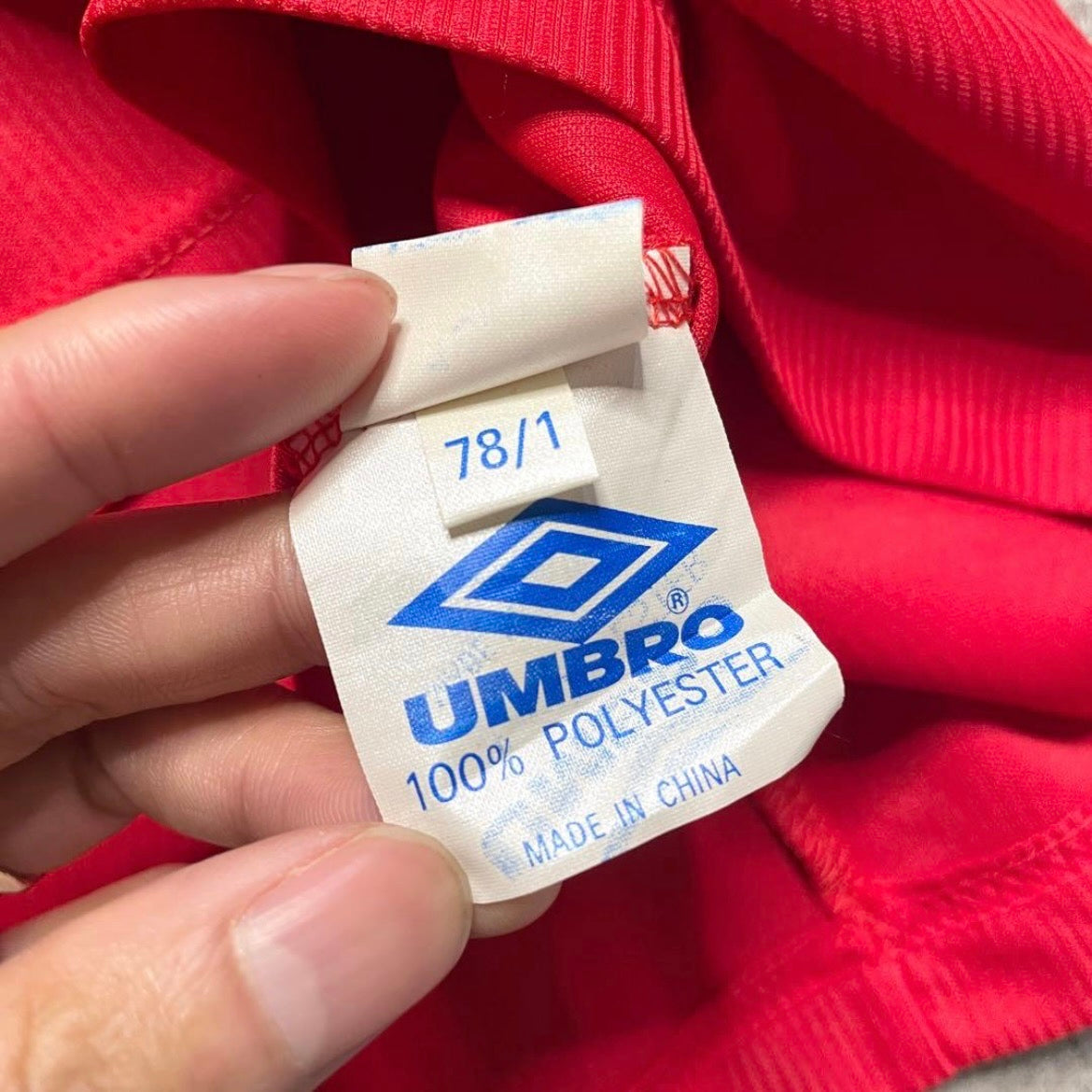 【正規品1998-1999 UMBRO Manchester United home treble Beckham#7】