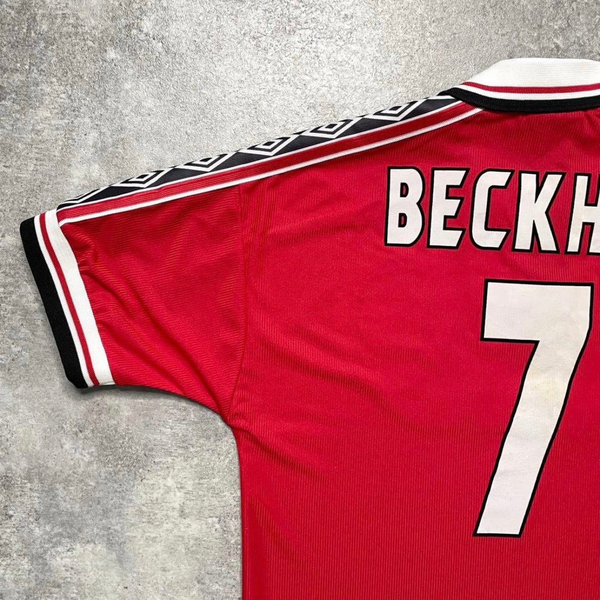 【正規品1998-1999 UMBRO Manchester United home treble Beckham#7】