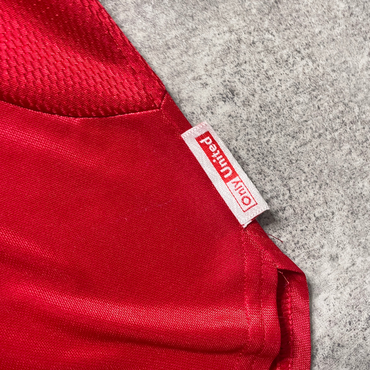 【正規品1998-1999 UMBRO Manchester United UCL home Beckham #7】