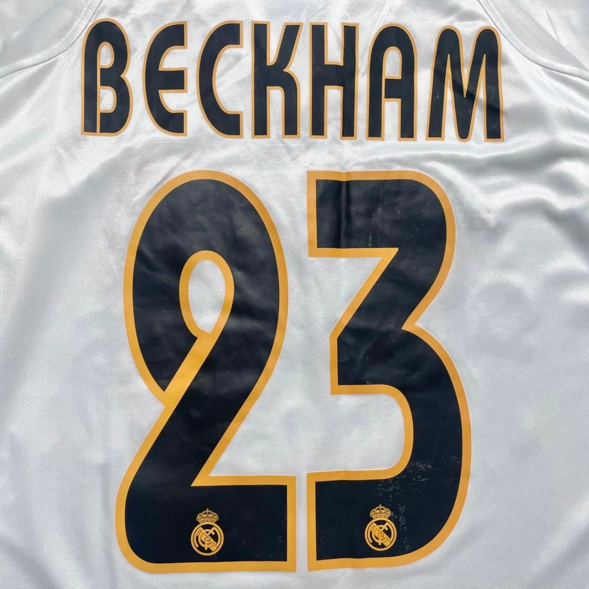 【正規品2004-2005 adidas Real Madrid home Beckham #23】