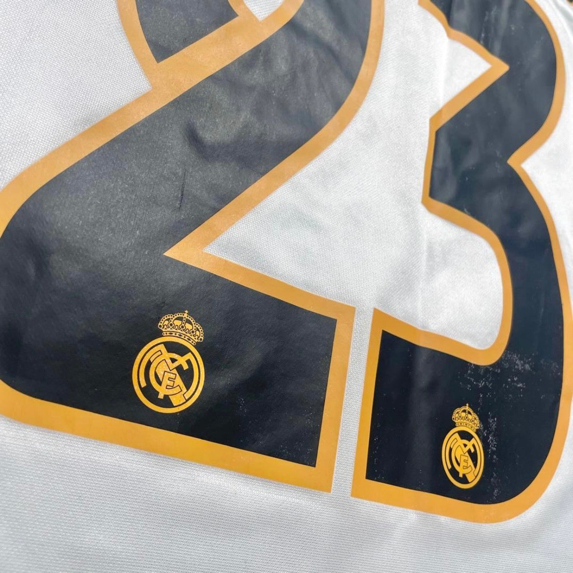 【正規品2004-2005 adidas Real Madrid home Beckham #23】