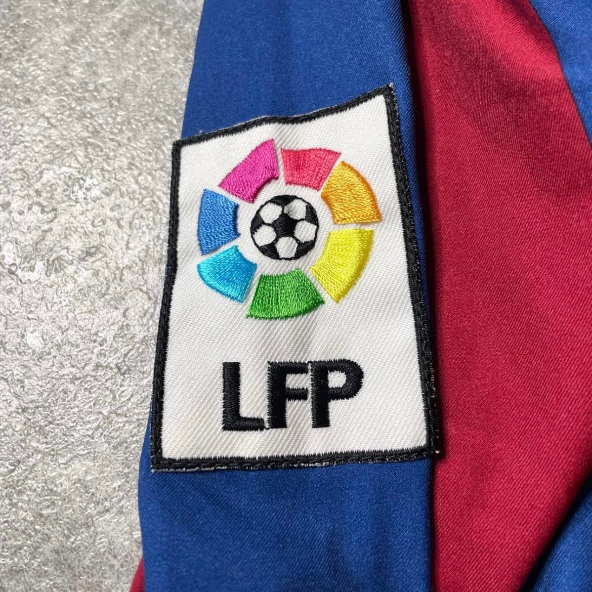 【正規品2005-2006 NIKE Barcelona home L/S LARSSON #7】